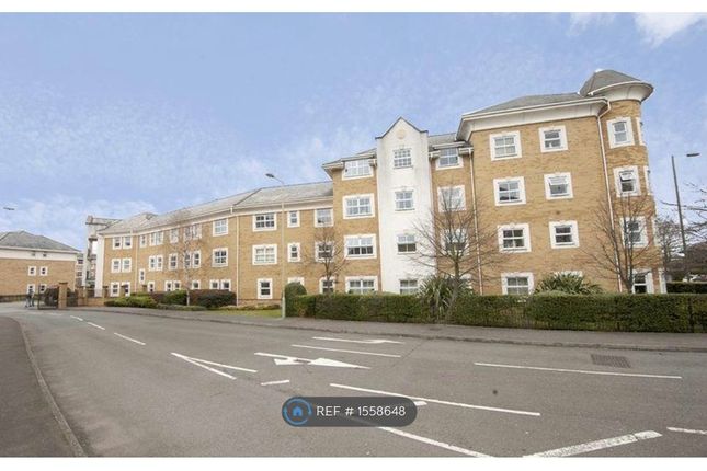 International Way, Sunbury-On-Thames photo 3