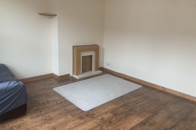 Flat 1, 146, Bath Street, Derbyshire photo 2
