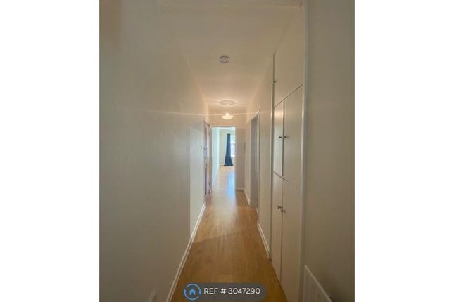 Flat, Riversleigh Court Riversleigh Avenue, Lytham St. Annes photo 2