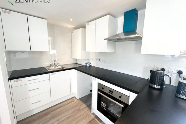 29a Central Avenue, London photo 3