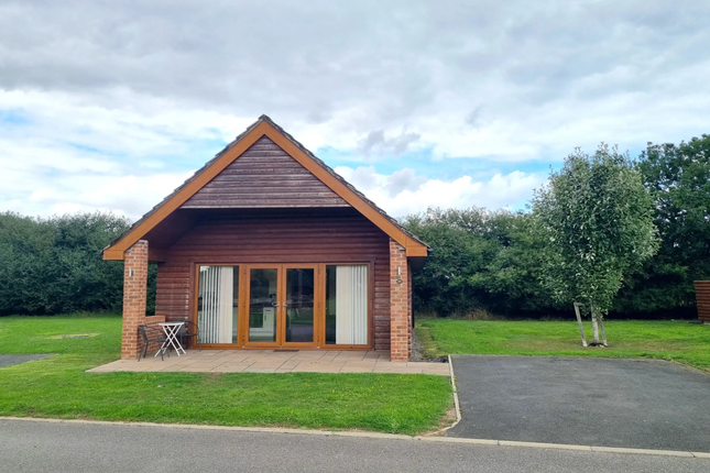 14, Westfield Country Park, Fitling Lane, Hull photo 2