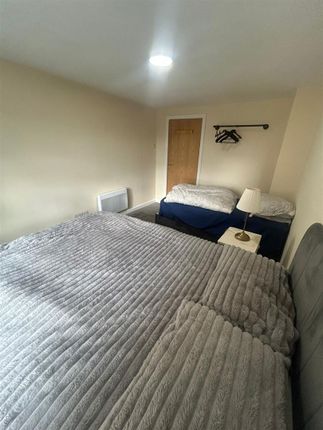 Apartment 803, City View, Highclere Avenue, Salford photo 5
