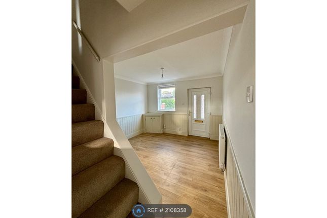 Terraced house to rent in Chester Road North, Kidderminster