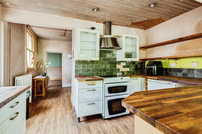 41, Kingshill Road, Wiltshire photo 4