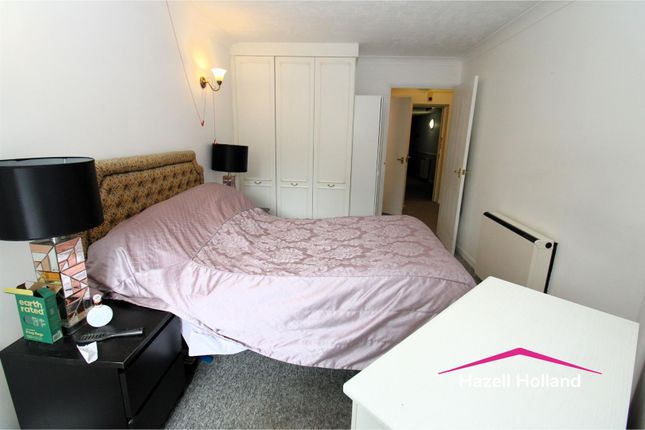 Flat 11, Kennett Court, Oakleigh Close, Swanley photo 5