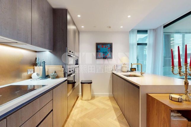 Flat 1701, 2 Principal Place, London photo 3