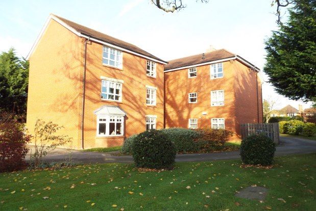 Thumbnail Flat to rent in Thorpe Court, Solihull