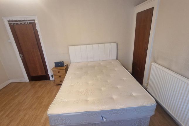 194, Shrewsbury Road, London photo 4