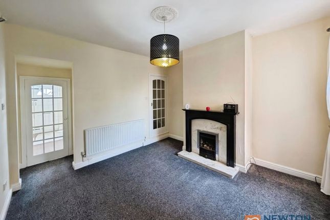 325 Bloxwich Road, Walsall photo 4