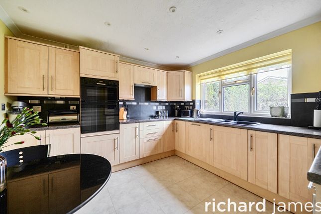 The Steadings, Royal Wootton Bassett photo 3