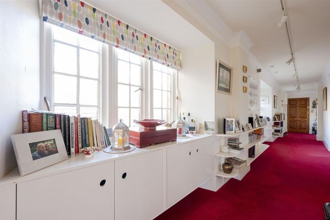 Flat for sale in Sherborne, Sherborne House