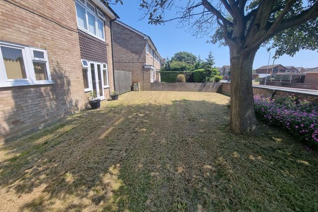 Flat 17, Mariners Close, Great Yarmouth photo 4