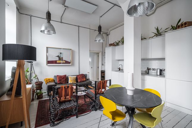 Flat to rent in City View House, Bethnal Green