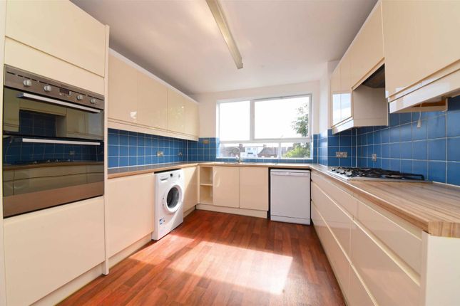 Thumbnail Flat for sale in High Mount, Station Road, London