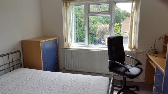 Flat 3  82, Beaconsfield Road, Canterbury photo 4