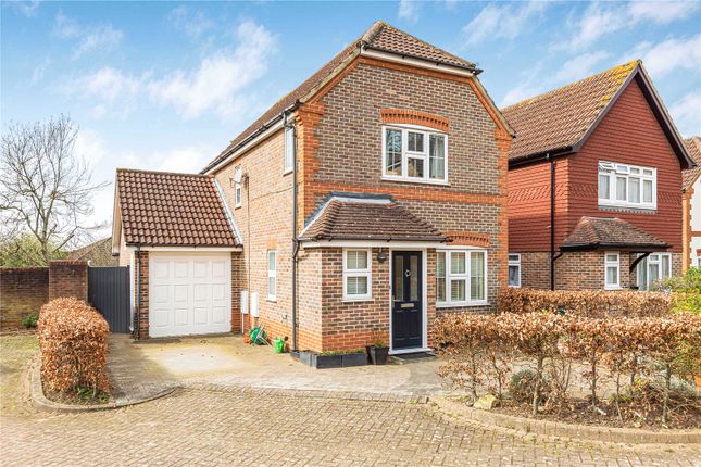 Link-detached house for sale in Cheriton Close, Cockfosters, Hertfordshire