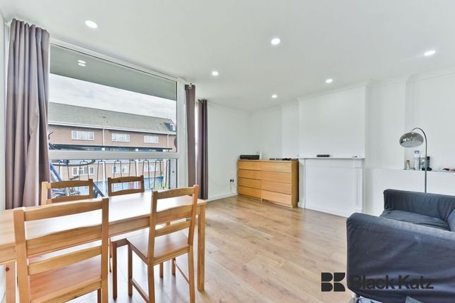 Thumbnail Flat to rent in Walworth Place, London