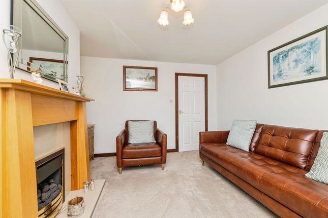 143, Brierton Lane, Hartlepool photo 4