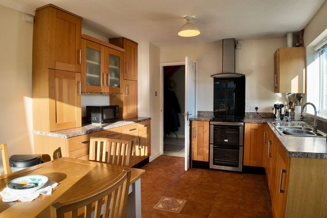 58 Waun Goch Road, Blackwood photo 3