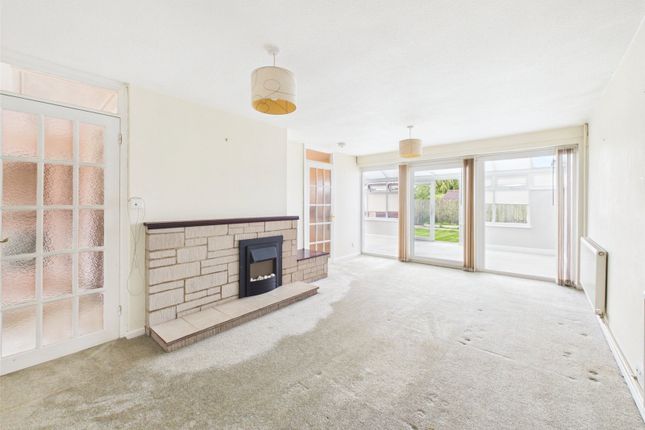 6, Elmlea Road, Stonehouse photo 2