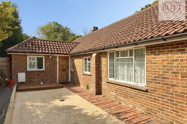 29, Vicarage Lane, Littlehampton photo 2