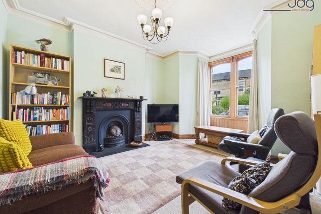 5 Lindow Square, Lancaster photo 2