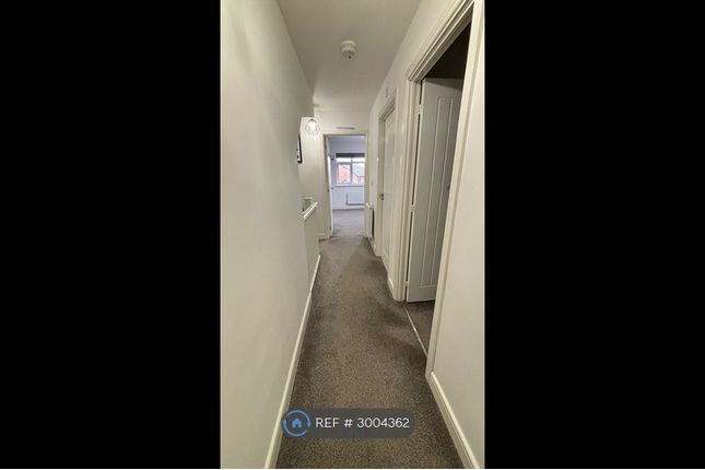 3-bed house on Arnfield Road, Audenshaw, Manchester, £1,550/mo