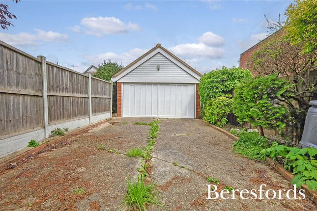 Bungalow for sale in Holden Way, Upminster
