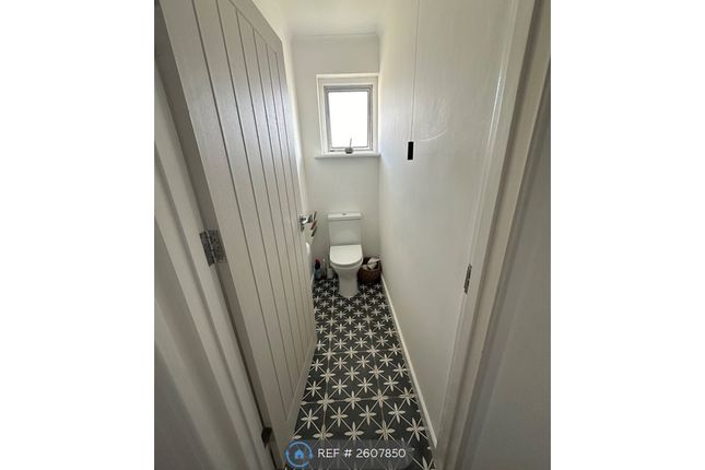 Seperate Toilet