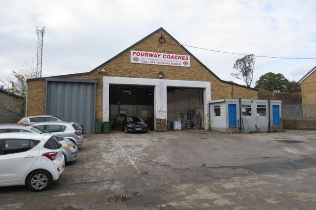 Warehouse to let in Low Mills, Ghyll Royd, Guiseley, Leeds, West Yorkshire