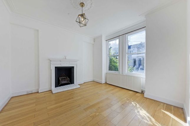 20, Reporton Road, Fulham photo 2