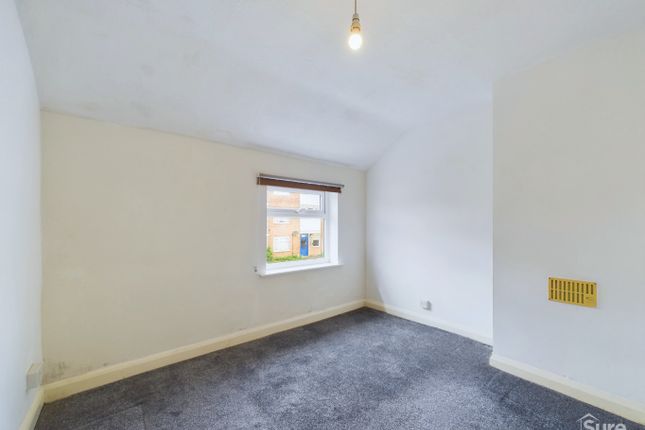 Terraced house to rent in Hill Street, Burton-On-Trent, Staffordshire