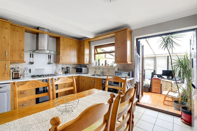 80 Wighay Road, Nottingham photo 4