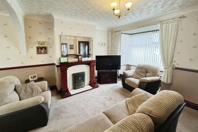 36, Longfellow Avenue, Bolton photo 2