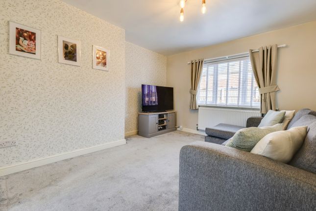 10, Masefield Street, Leeds photo 2