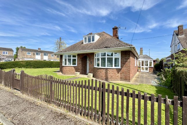 Thumbnail Detached bungalow for sale in Oakleigh Crescent, Godmanchester