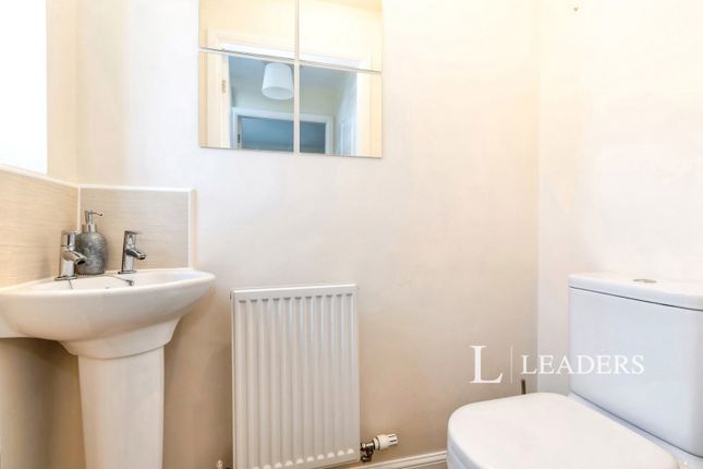 17, Sanderling Way, Mansfield photo 4