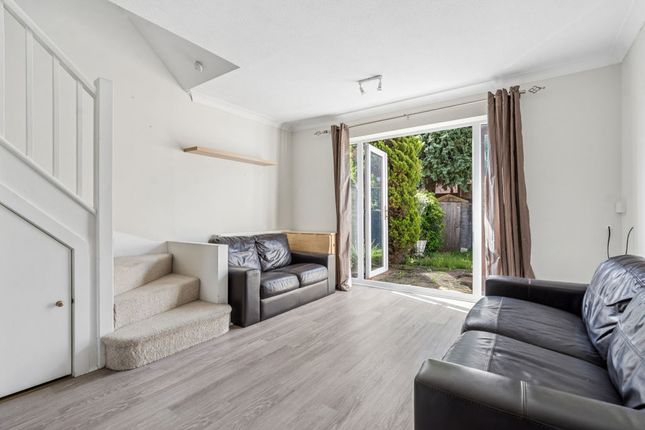 17, Northfield Road, Maidenhead photo 2
