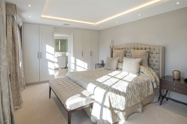 Terraced house for sale in North End Way, Hampstead, London