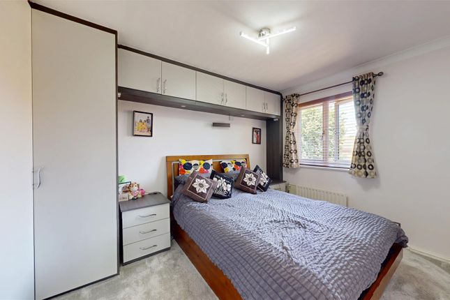 19, Grosmont Close, Milton Keynes photo 5