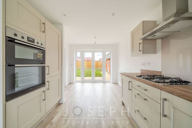 Plot 112 Hummingbird Drive, Stowmarket photo 2