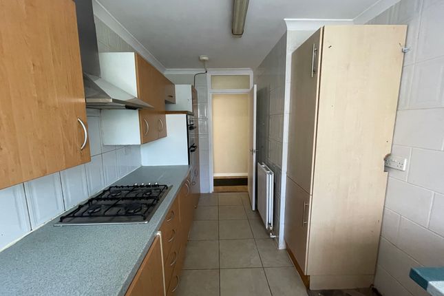 11, Brook Street, Luton photo 5