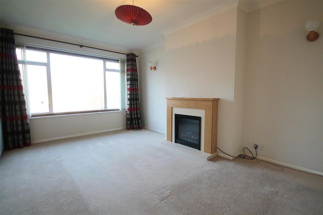 48, Raymond Avenue, Canterbury photo 2