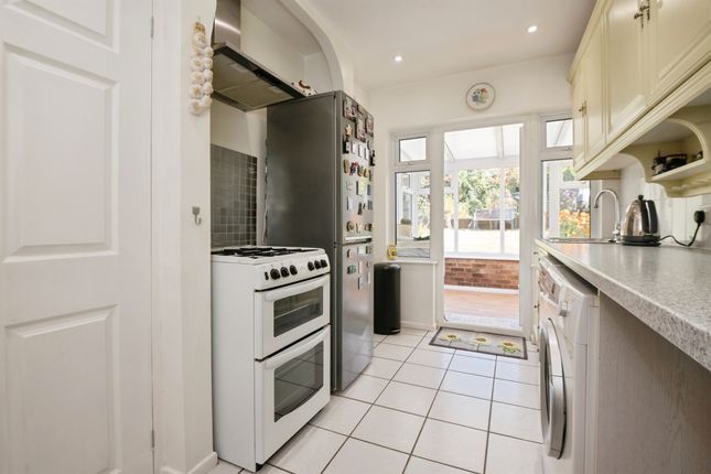 81, Springford Road, Southampton photo 3