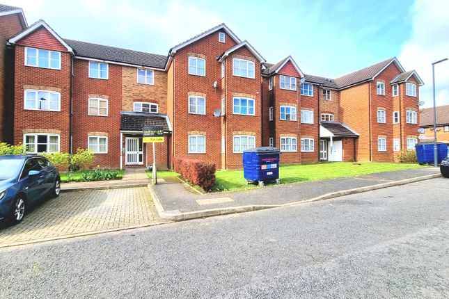 Thumbnail Flat for sale in Lime Close, Harrow