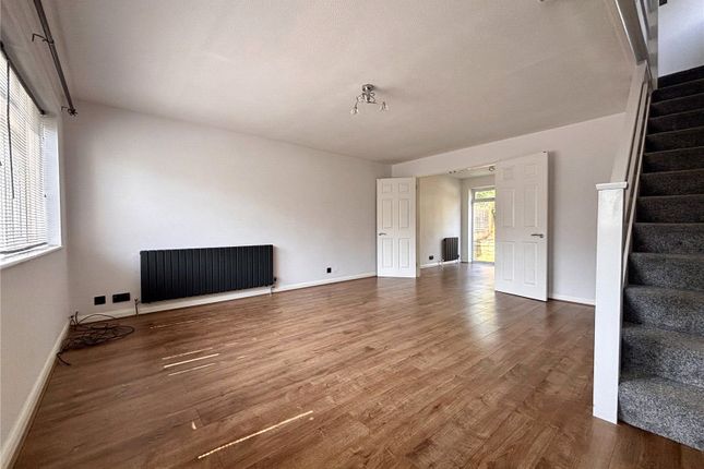 11, Bramshott Drive, Hampshire photo 2