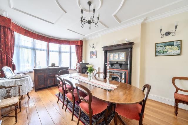 2, Middleton Road, London photo 4