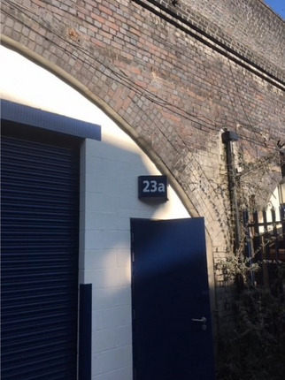 Thumbnail Warehouse to let in Cudworth Street, London