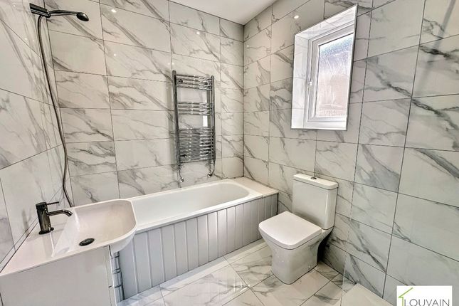 4 Alexandra Street, Ebbw Vale photo 3