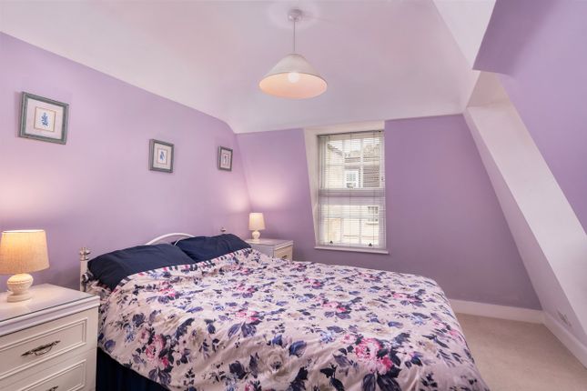 Flat for sale in Widcombe Parade, Bath